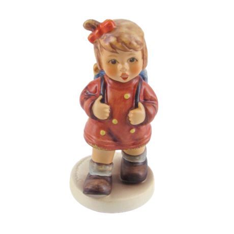 Hummel Goebel Kindergartner 467 Figurine