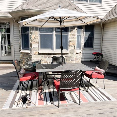 Hudson Bay Patio Set
