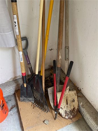 Yard Tool Lot
