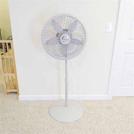 Lasko Oscillating Pedestal Fan