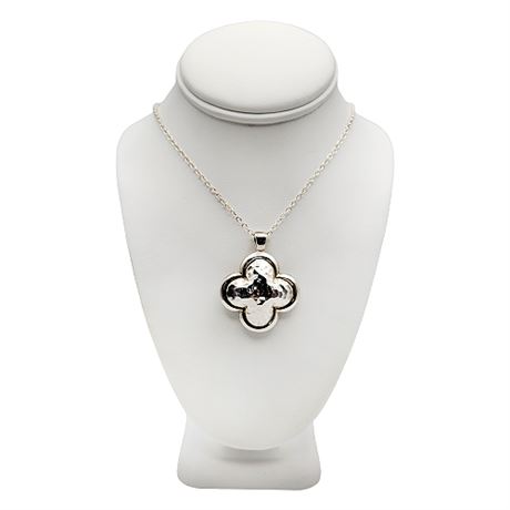 Sterling Silver Heidi Klum Hammered Finish Clover Pendant Necklace
