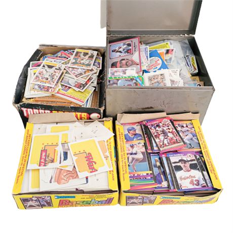 Large Sports Card Lot