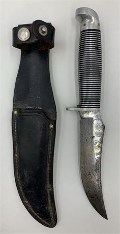 Vintage Western Boulder Co. Black Beauty Hunting, Fishing, Knife in Sheath