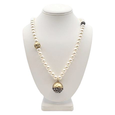 New w/ Tags Chico's Faux Pearl Geneva Pendant Necklace