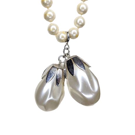 Vintage Sarah Coventry Faux Pearl Drop Necklace
