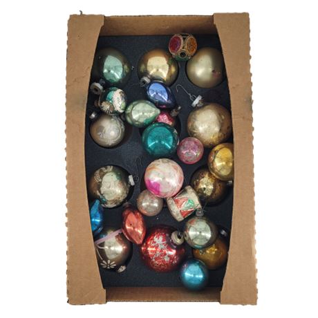 Vintage Ornament Lot