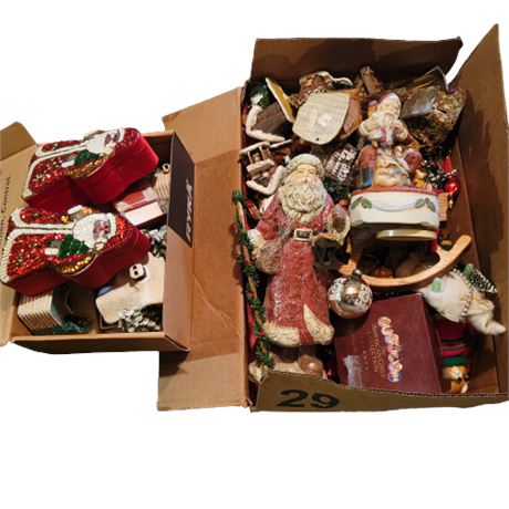Christmas Décor Lot