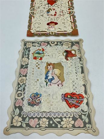 2 Vintage 1920s Paper Doily Embossed Valentines