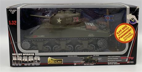 1998 NOS Battery Op M4A3 Die-Cast 1:32 scale Tank Model