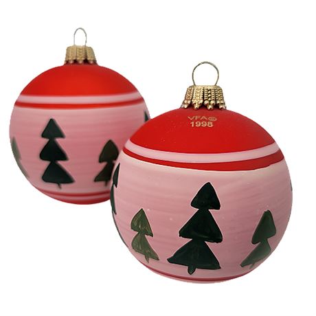 Vaillancourt Folk Art German Glass Ball Ornaments: Red w/ Trees (2 of 2)