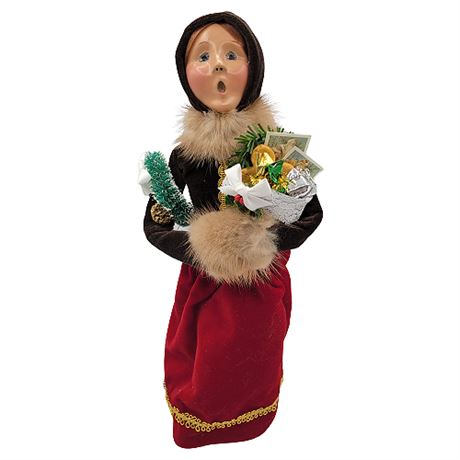 1997 Byers' Choice "The Carolers" Limited Edition Woman w/ Basket & Wreath