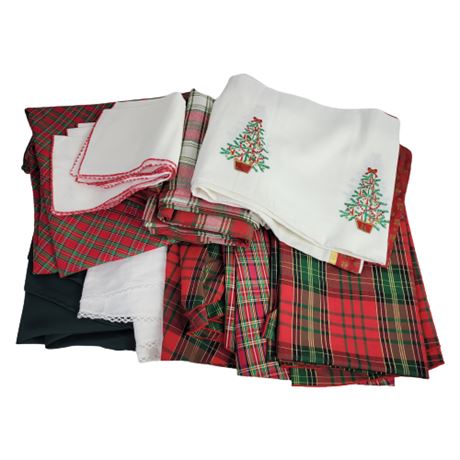 Holiday Linens Lot